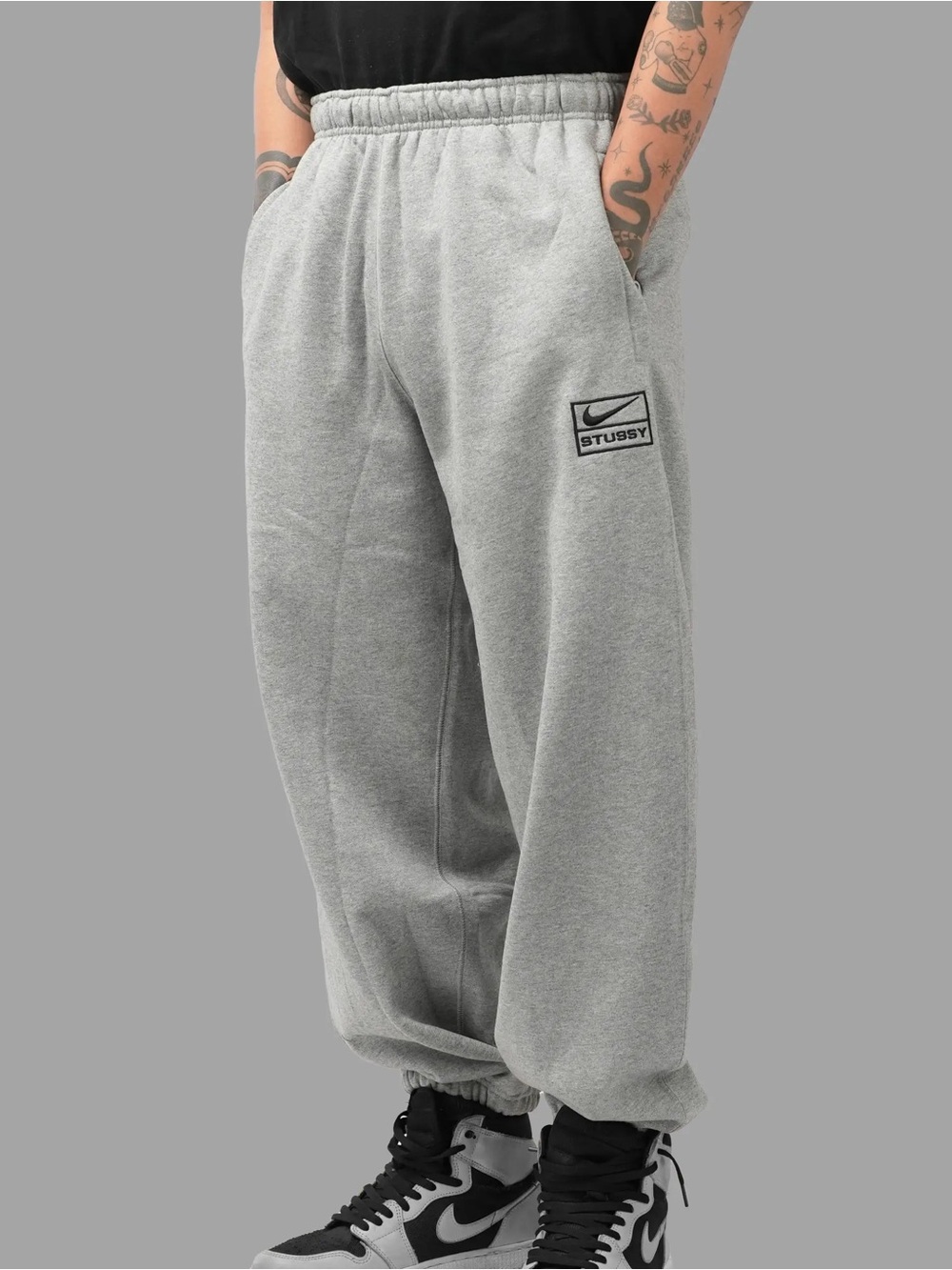 Stussy STÜSSY & NIKE Grey FLEECE PANT Logo Joggers Sweatpants Men’s Size Large